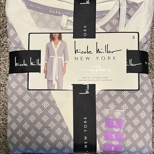 Nicole Miller Women's 3-Piece Gray and White Robe Set